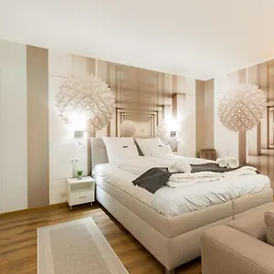 Downtown Residences - Ac,elevator,terrace Апартаменты